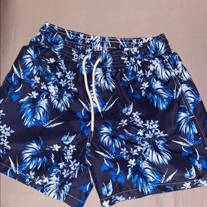 Men’s swimming trunks